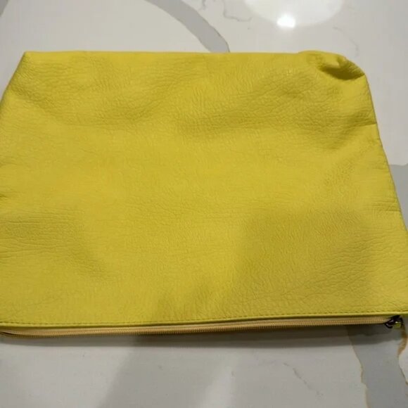 Free People Yellow Clutch - Picture 4 of 6